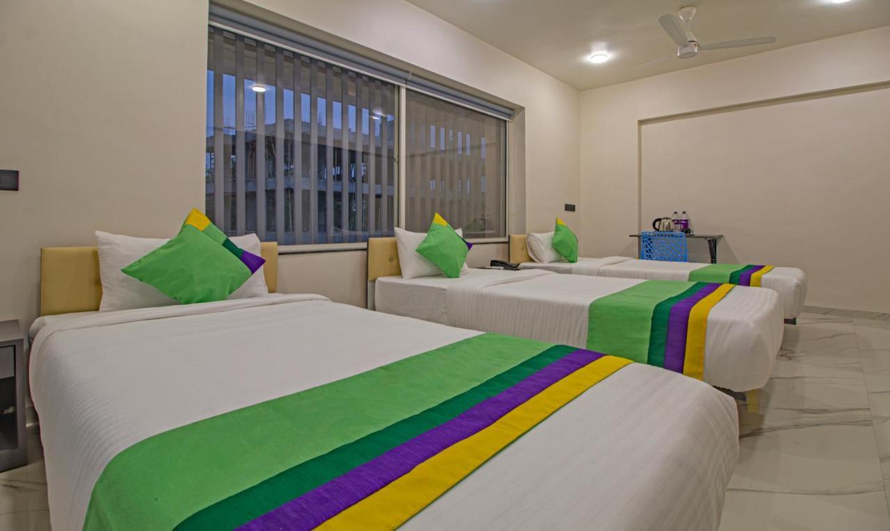 Treebo Atithi Comforts Inn Pune Exterior photo