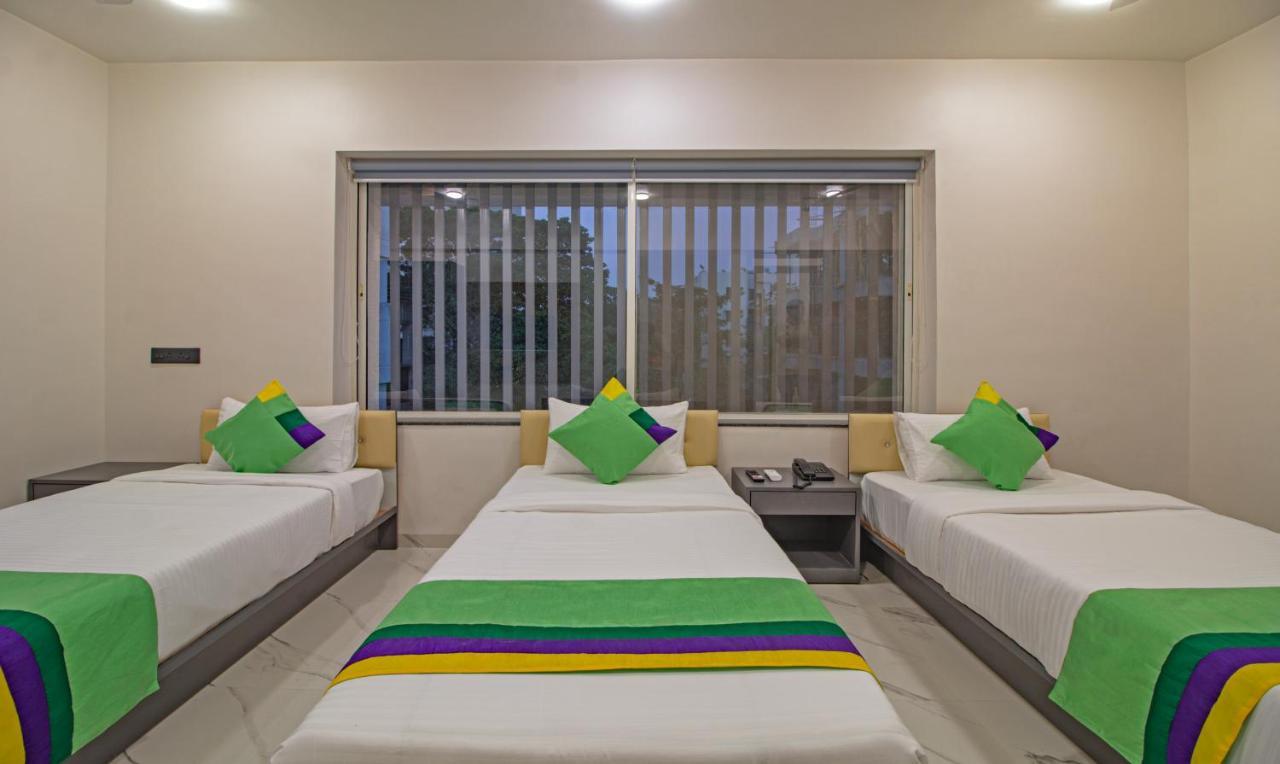 Treebo Atithi Comforts Inn Pune Exterior photo
