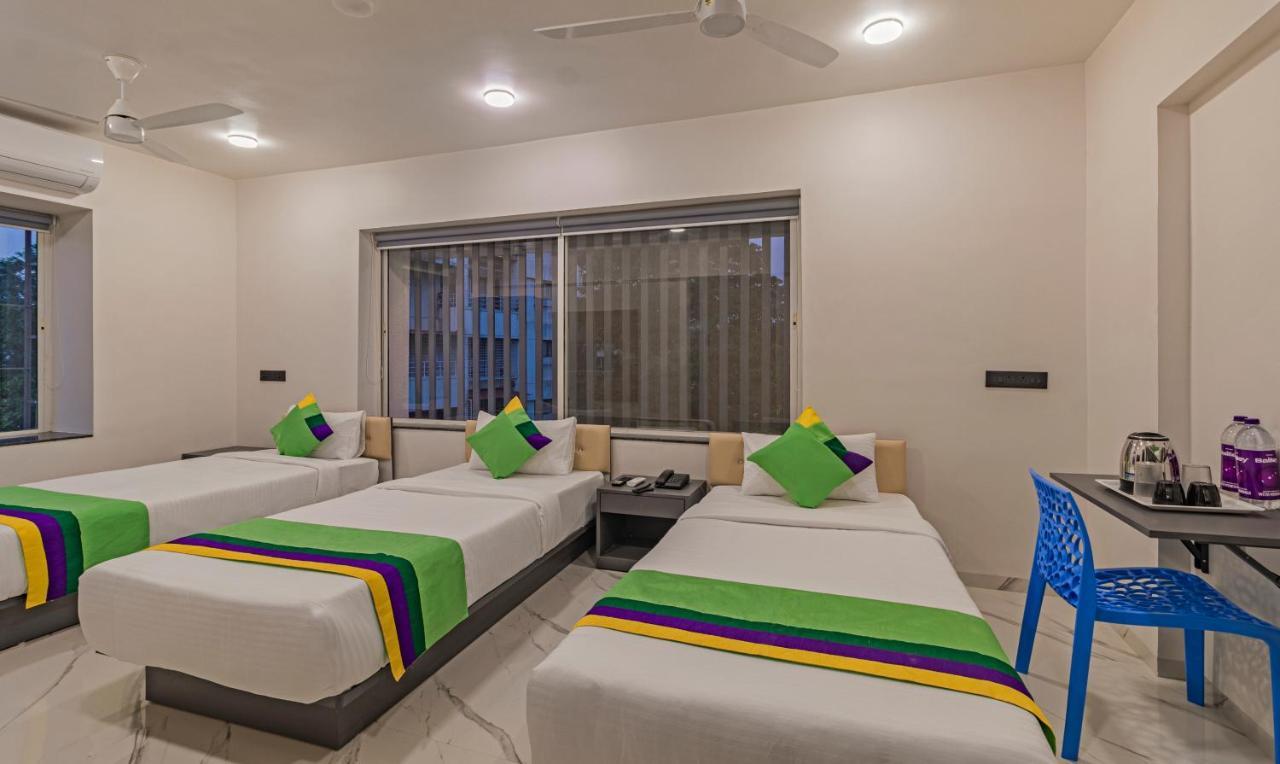 Treebo Atithi Comforts Inn Pune Exterior photo